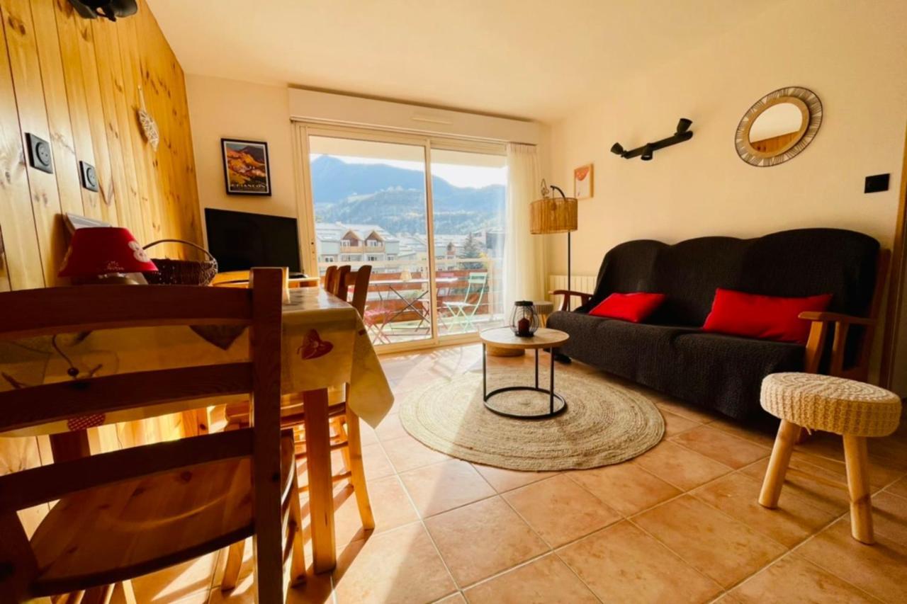 Flat Appartement 43 M With Balcony In Briancon Buitenkant foto